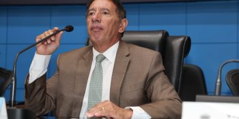 frente-parlamentar-suas-realiza-reuniao-alems