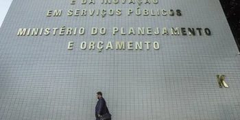 governo-bloqueia-r-12-bi-do-executivo-e-r-334-mi-de-emendas