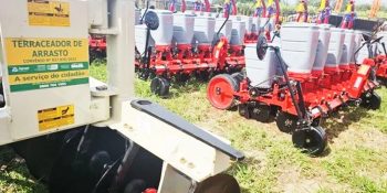 governo-entrega-maquinas-para-agricultura-familiar-de-ms