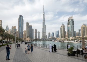 guerra-no-ira-coloca-economia-dos-emirados-arabes-em-xeque