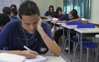 jovens-de-ms-terao-aulao-gratuito-de-redacao-com-foco-no-enem