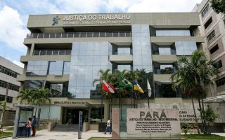 justica-pune-advogadas-por-comando-oculto-em-peticao-com-ia