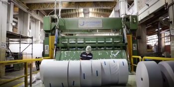 novo-tarifaco-atinge-quase-25-do-setor-de-papel-e-celulose
