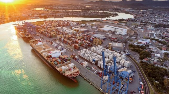 os-efeitos-do-tarifaco-na-economia-brasileira-segundo-o-fmi