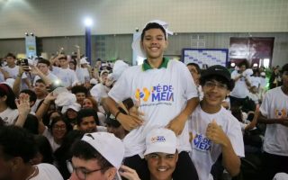 pe-de-meia-paga-nova-parcela-de-r-200-a-partir-desta-segunda