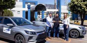 prefeito-navirai-entrega-veiculos-gerencia-saude