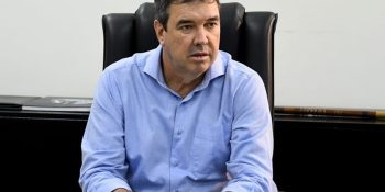 riedel-propoe-reajuste-de-381-a-servidores-de-ms