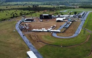 show-do-guns-em-campo-grande-tera-700-banheiros-e-12-bares