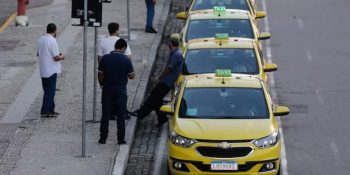 taxistas-pedem-ao-governo-linha-de-credito-para-renovar-frota
