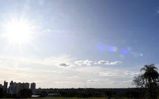 tempo-firme-poucas-nuvens-campo-grande