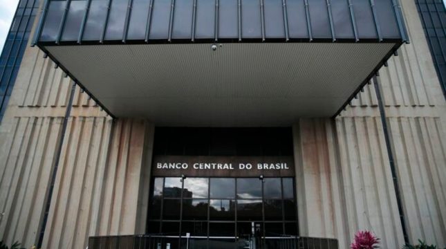 terceiro-corte-do-copom-leva-selic-a-1425