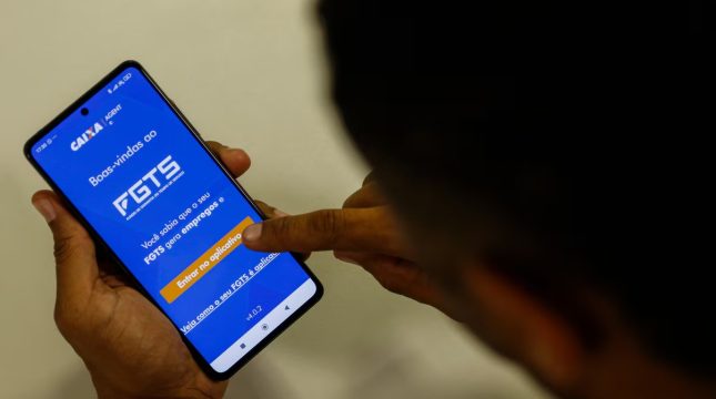 trabalhadores-poderao-usar-20-do-fgts-para-pagar-dividas